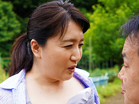 田舎のお母さんの青姦　８時間　サンプル画像02